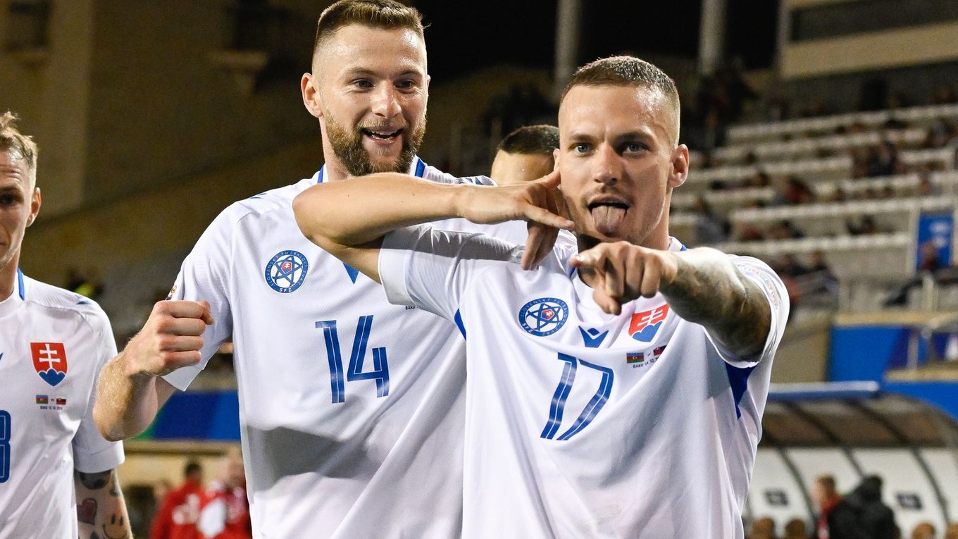 Sprava Lukáš Haraslín, Milan Škriniar a Ondrej Duda sa tešia po strelenom góle.