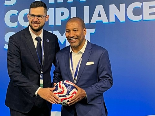 FIFA Compliance Summit_Jakub Čavoj_Mauro Silva.jpg