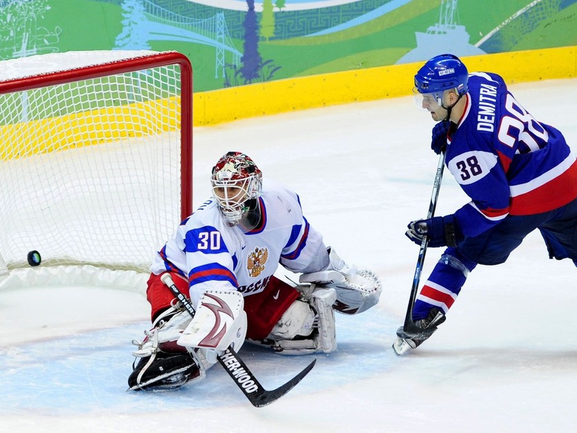 Pamätný gól na olympijskom turnaji 2010 vo Vancouvri zvečnili aj na poštovej známke. Pavol Demitra premieňa rozhodujúci samostatný nájazd proti brankárovi Iľjovi Bryzgalovi z Ruska.