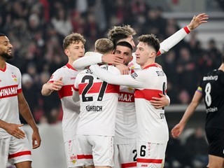 Futbalisti VfB Stuttgart.