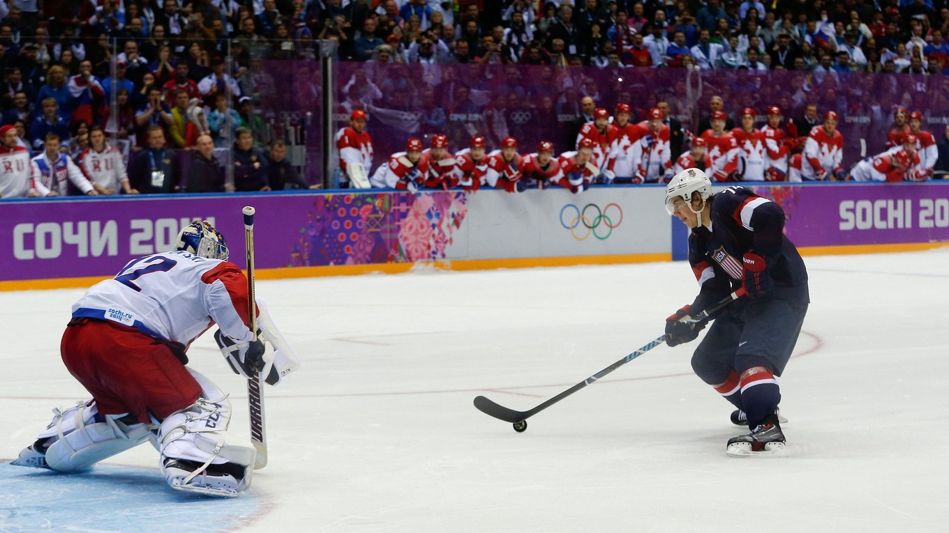 T.J. Oshie v nájazdoch proti Rusko na ZOH 2014