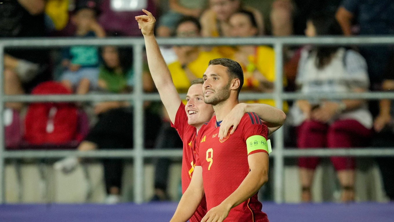 Radosť španielskych hráčov po góle.