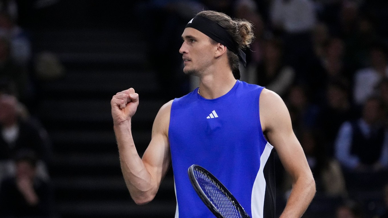 Nemecký tenista Alexander Zverev na turnaji Masters v Paríži. 