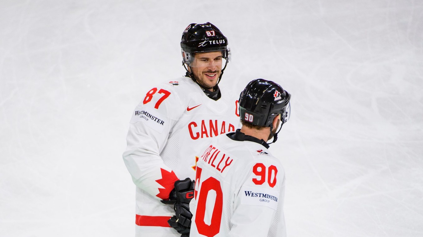 Sidney Crosby (vľavo) a Ryan O'Reilly.