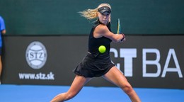 ONLINE: Carléová, Ortenziová - Vargová, Kužmová, Billie Jean King Cup 2025 (štvorhra).