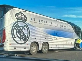 Autobus Realu Madrid mal nehodu.