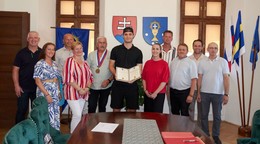 Juraj Slafkovský sa stal čestným občanom Budimíra
