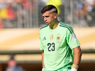 Emiliano Martinez.