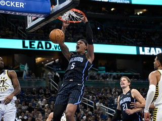 Paolo Banchero v zápase proti Indiana Pacers.