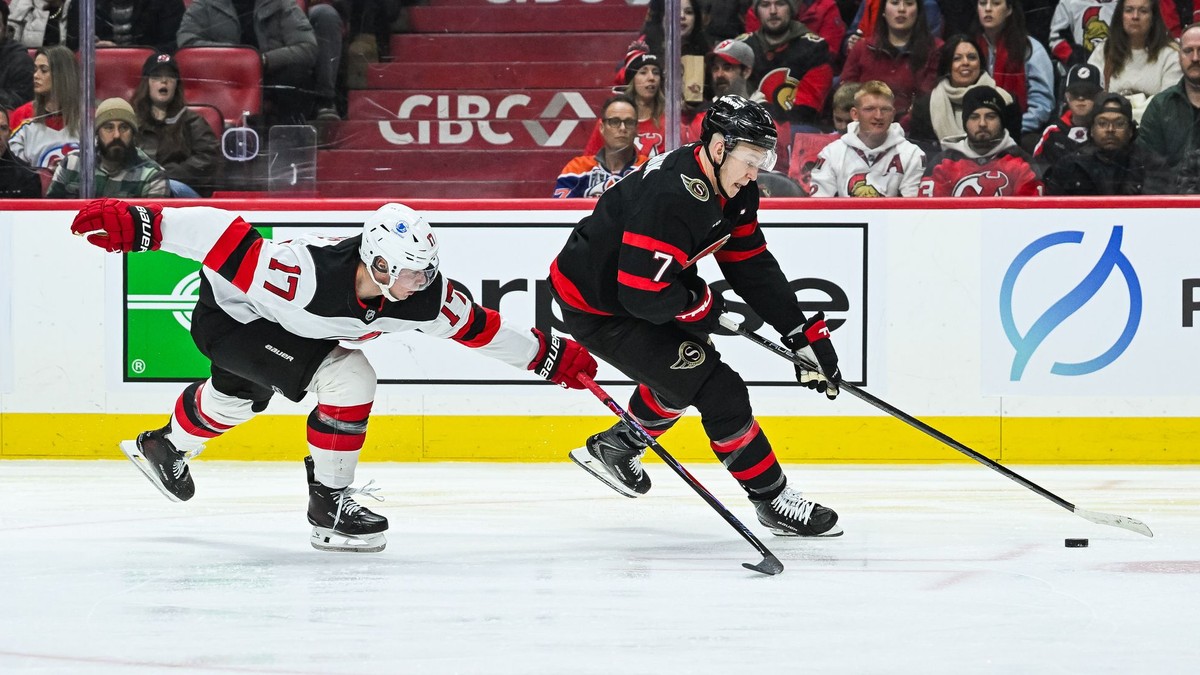 Šimon Nemec a Brady Tkachuk.