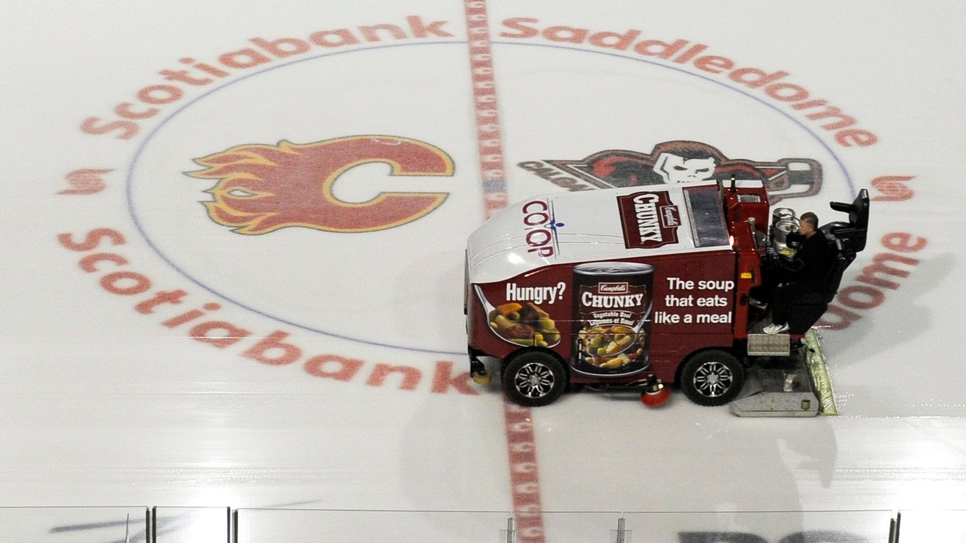 Ľad v Scotiabank Saddledome v Calgary.
