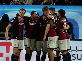 Riccardo Orsolini oslavuje gól v sieti Interu v semifinále Talianskeho superpohára.