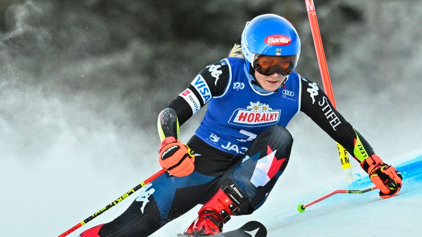 Mikaela Shiffrinová počas obrovského slalomu v Jasnej 2024.