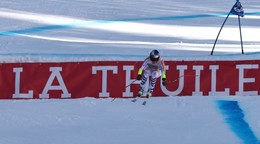 Nemecká lyžiarka Emma Aicherová počas pretekov Super-G v La Thuile.