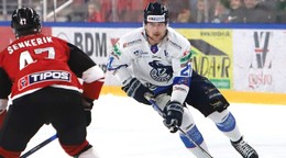 Tyler Coulter v drese Popradu