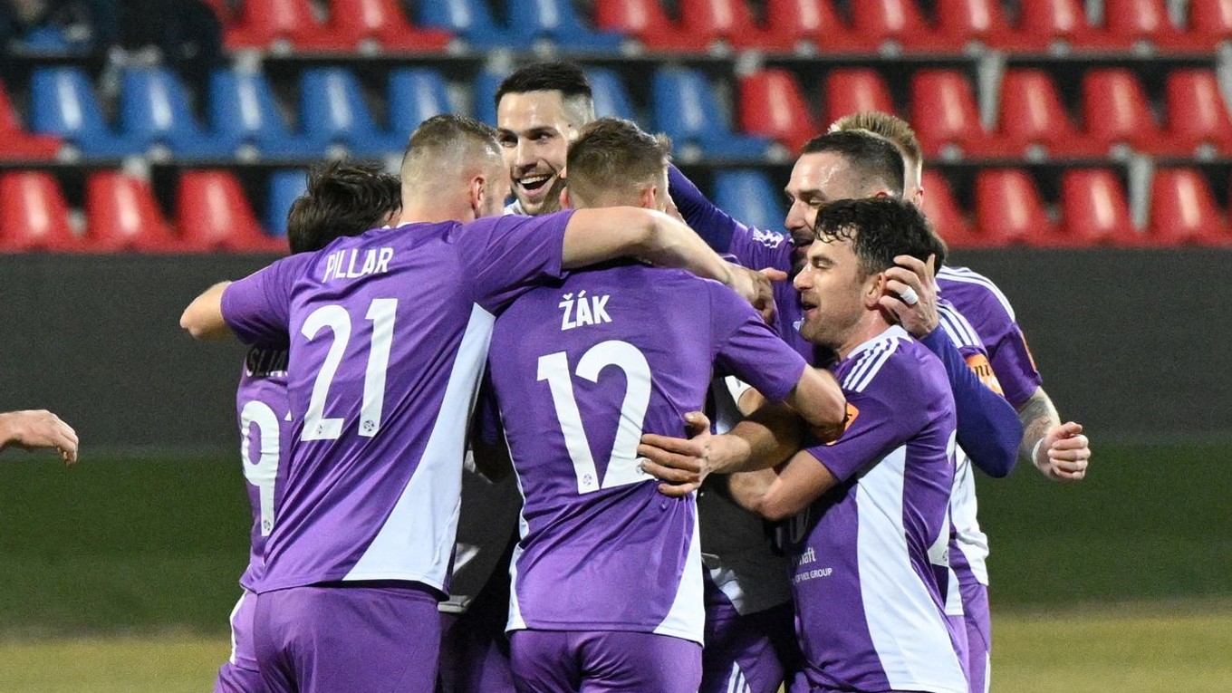 Gólová radosť futbalistov Komárna.