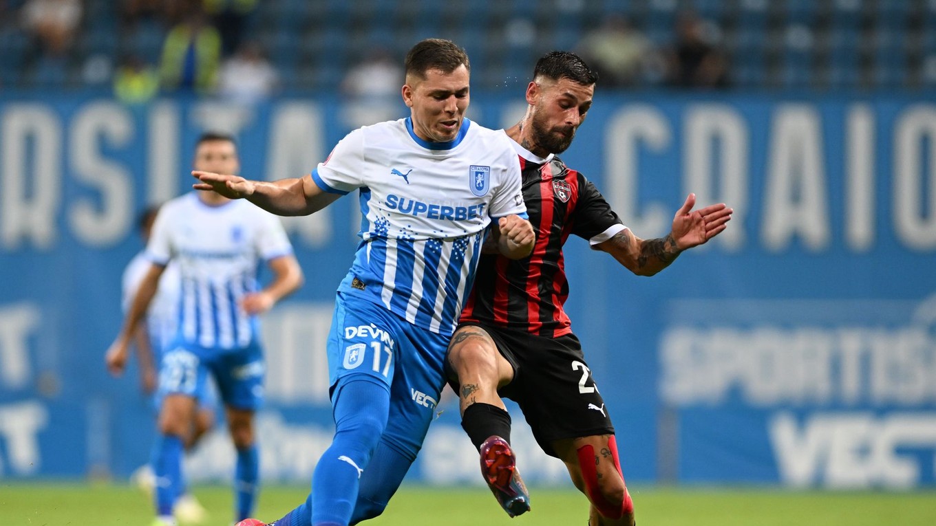 Hráč Spartaku Trnava v súboji.