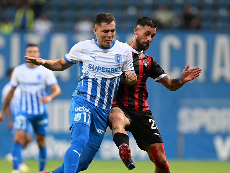Hráč Spartaku Trnava v súboji.
