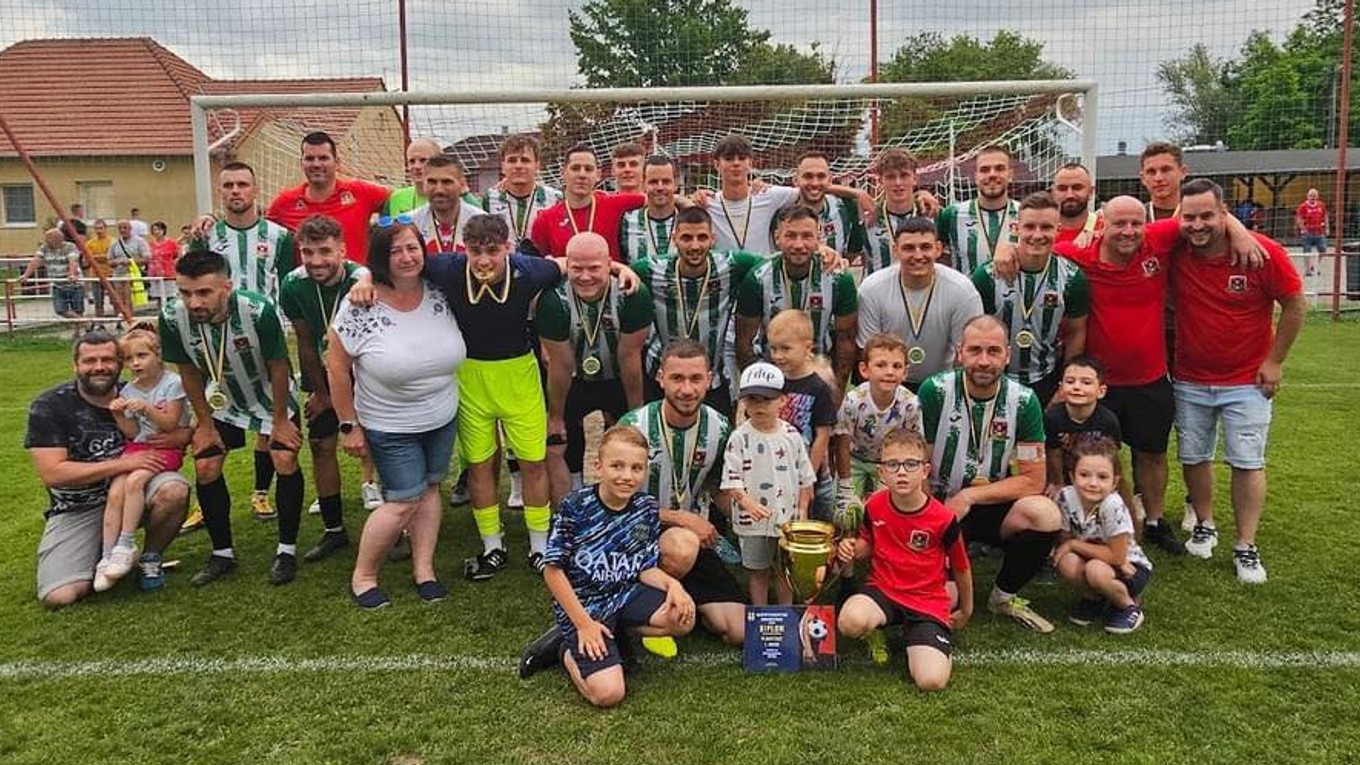 Futbalisti FC Nový Život Eliášovce.