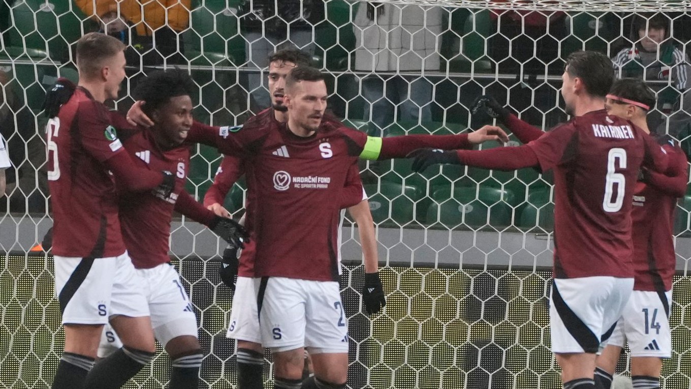 Futbalisti Sparty Praha.