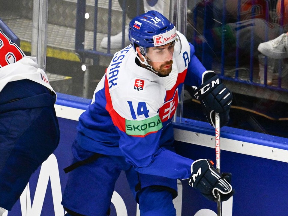 Peter Čerešňák v zápase Slovensko - USA v skupine B na MS v hokeji 2024.