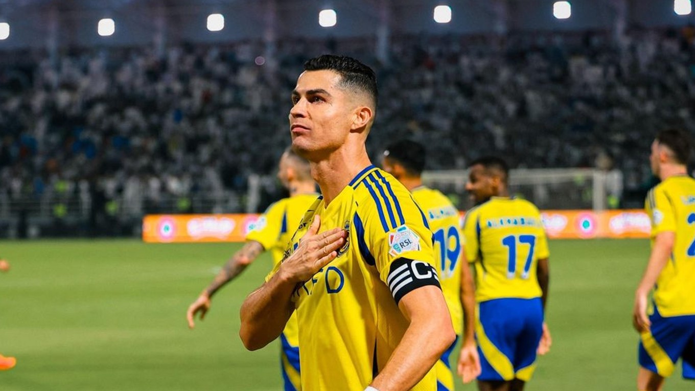 Cristiano Ronaldo po strelenom góle v drese Al-Nassr FC.
