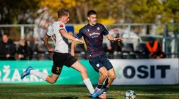 Momentka zo zápasu Petržalka - Dunajská Streda.