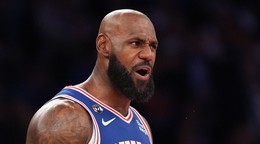 Hráč Philadelphie 76ers LeBron James.