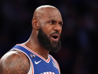 Hráč Philadelphie 76ers LeBron James.
