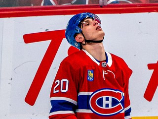 Juraj Slafkovský v drese Montreal Canadiens.