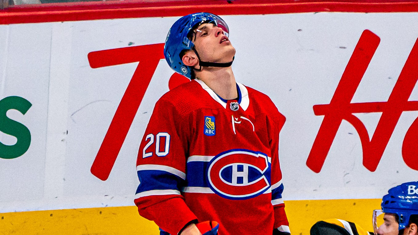 Juraj Slafkovský v drese Montreal Canadiens.