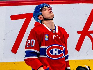 Juraj Slafkovský v drese Montreal Canadiens.