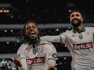 Hráči Nice sa tešia z gólu