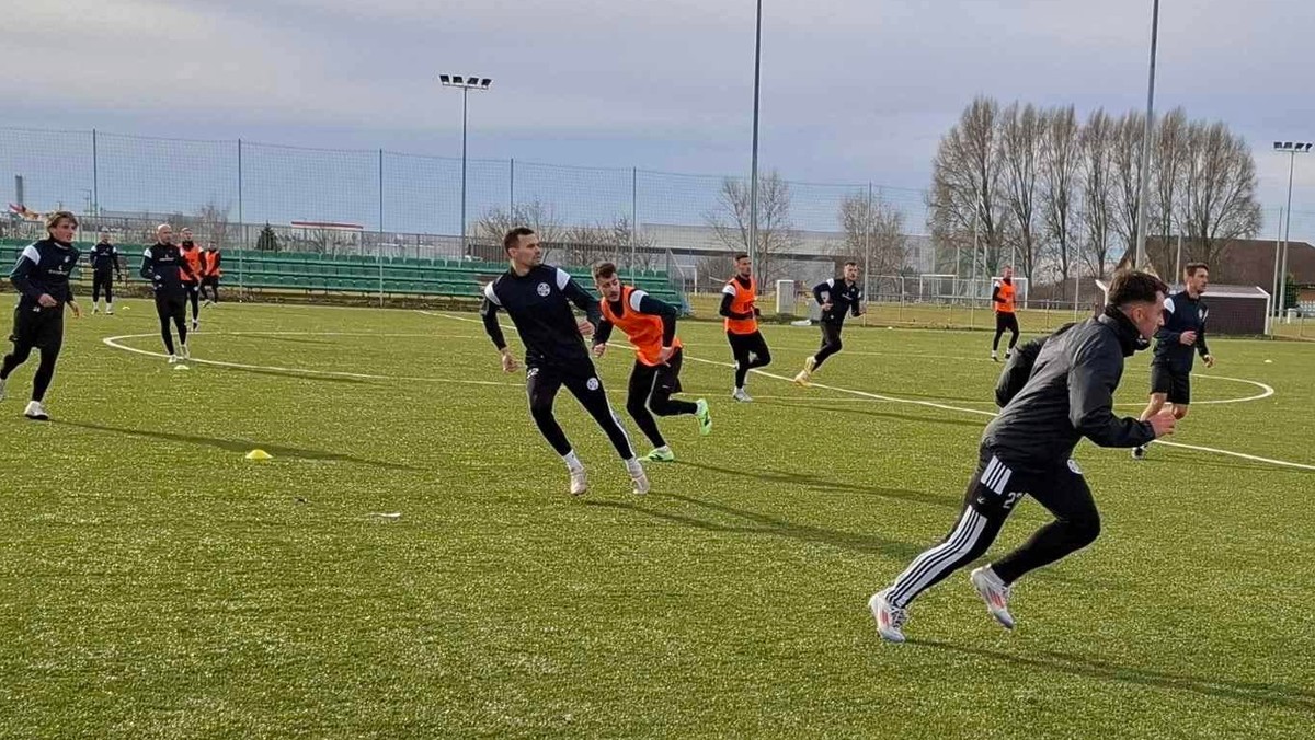 Tréning futbalistov KFC Komárno.