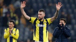 Milan Škriniar v drese Fenerbahce Istanbul.