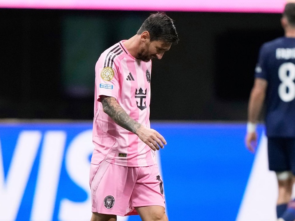 Lionel Messi v zápase s PSG
