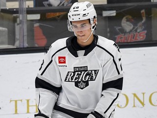 Martin Chromiak v drese Ontario Reign v AHL.