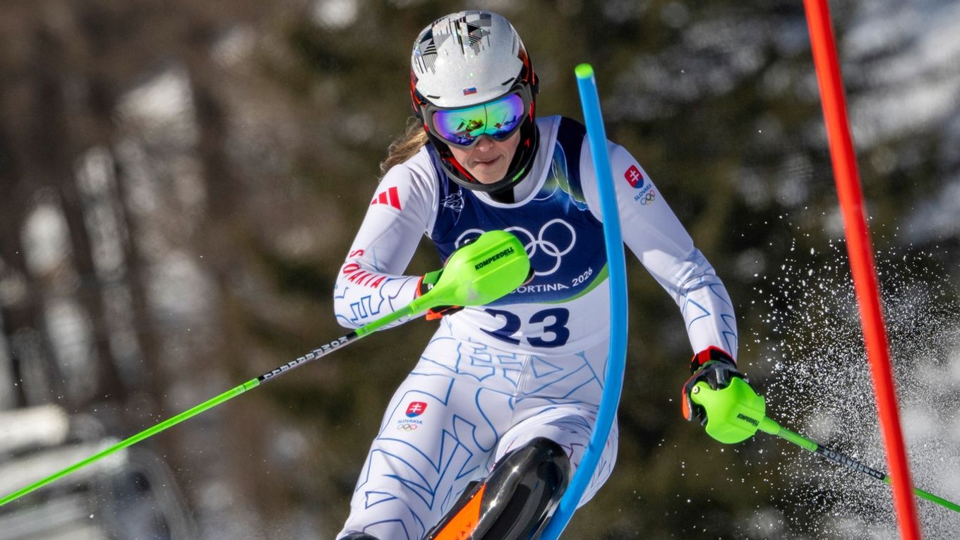 Petra Vlhová počas 1. kola slalomu na zimných olympijských hrách v Cortine d'Ampezzo.
