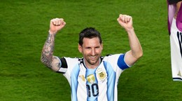 Lionel Messi oslavuje postup do semifinále MS vo futbale 2026.
