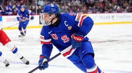 Ryan Leonard v drese USA: