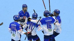 Radosť slovenských hokejbalistov do 16 rokov