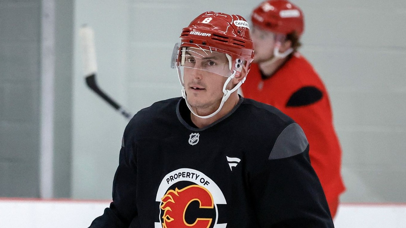 Tyson Barrie na skúške v Calgary Flames.