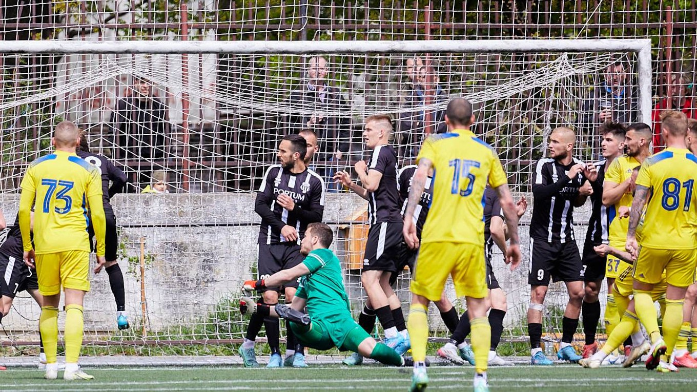 Momentka zo zápasu FC Petržalka - FC Košice.