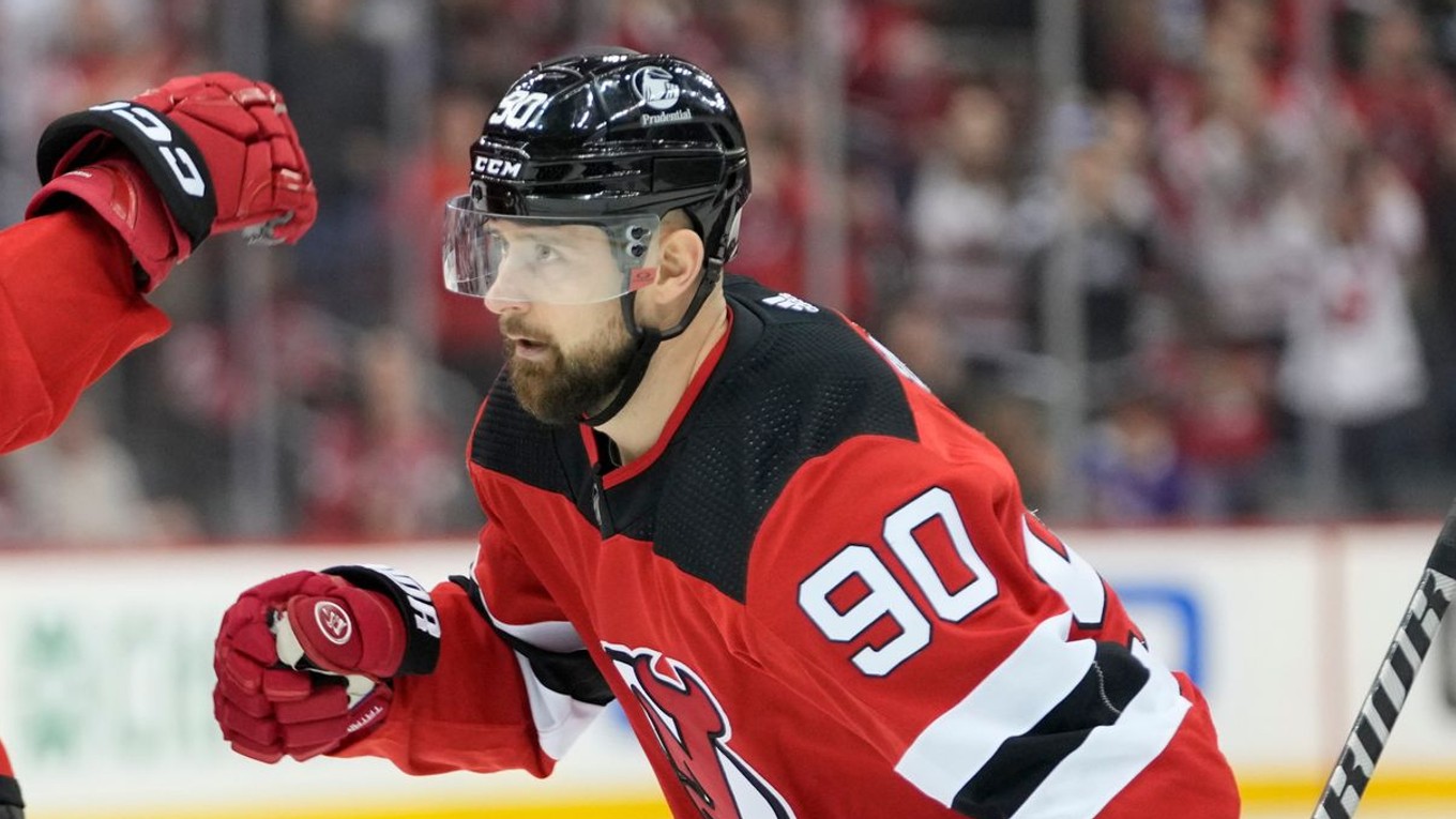 Tomáš Tatar oslavuje gól.