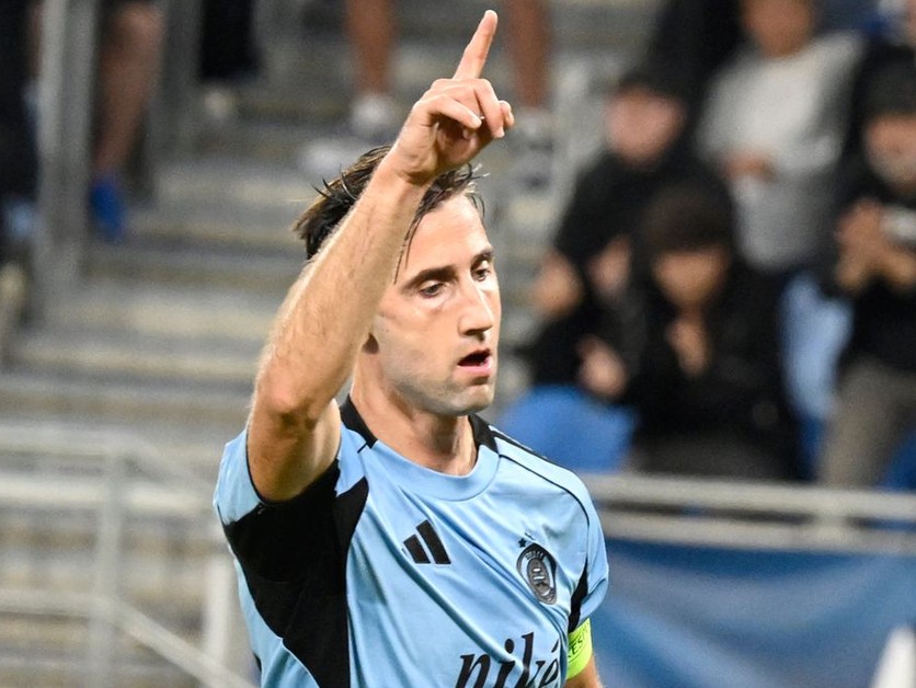 Andraž Šporar (Slovan) sa raduje po strelení gólu.