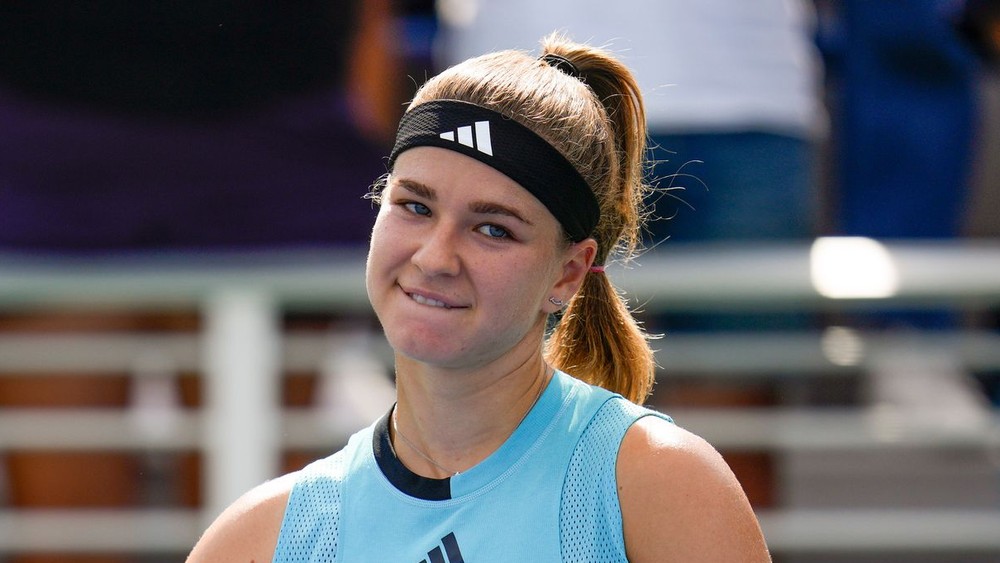 VIDEO: Elitná česká tenistka valcuje internet spevom, Habera ju volal do Superstar
