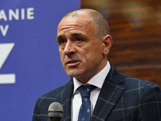 Na snímke tréner slovenskej futbalovej reprezentácie Francesco Calzona počas Konferencie trénerov SFZ.