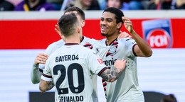 Futbalisti Bayeru Leverkusen sa tešia po góle Amineho Adliho.