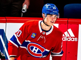 Juraj Slafkovský v drese Montrealu Canadiens.