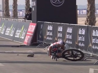 Antonio Tiberi na Okolo SAE.